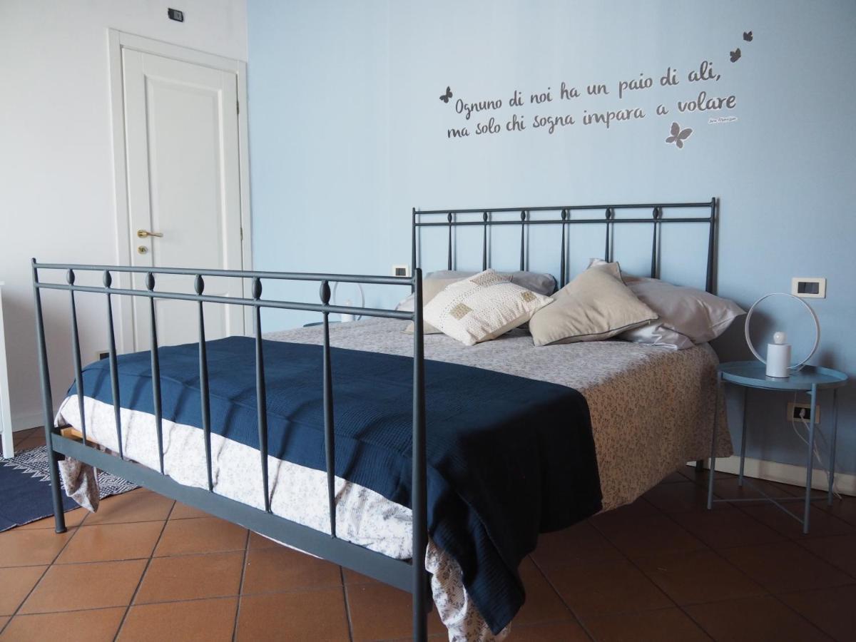 Casa Mariposa Apartment เดเซนซาโนเดลการ์ดา ภายนอก รูปภาพ