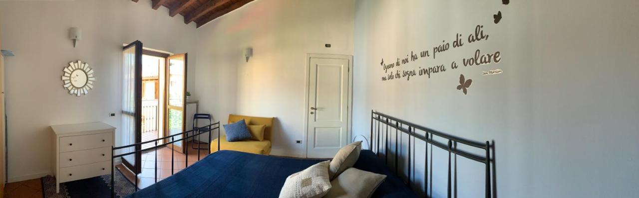 Casa Mariposa Apartment เดเซนซาโนเดลการ์ดา ภายนอก รูปภาพ